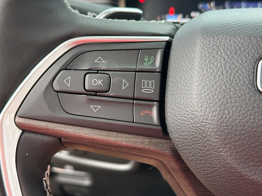 New 2027 Jeep Grand Cherokee Limited AWD/4WD image 32