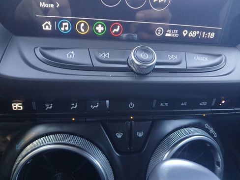 Used 2020 Chevrolet Camaro LT w/ RS Package image 22