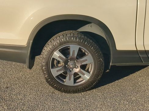 Used 2019 Honda Ridgeline RTL-E image 10