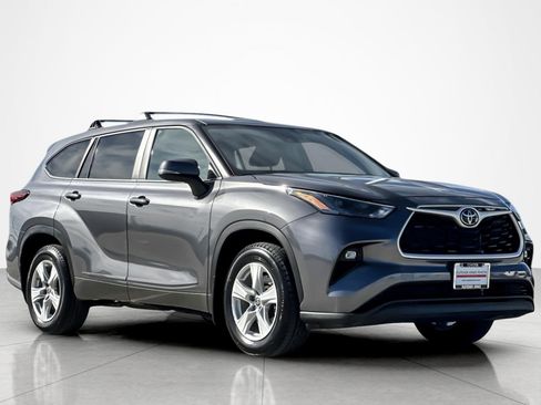 Certified 2023 Toyota Highlander LE w/ Protection Package #3 (TMS) image 7