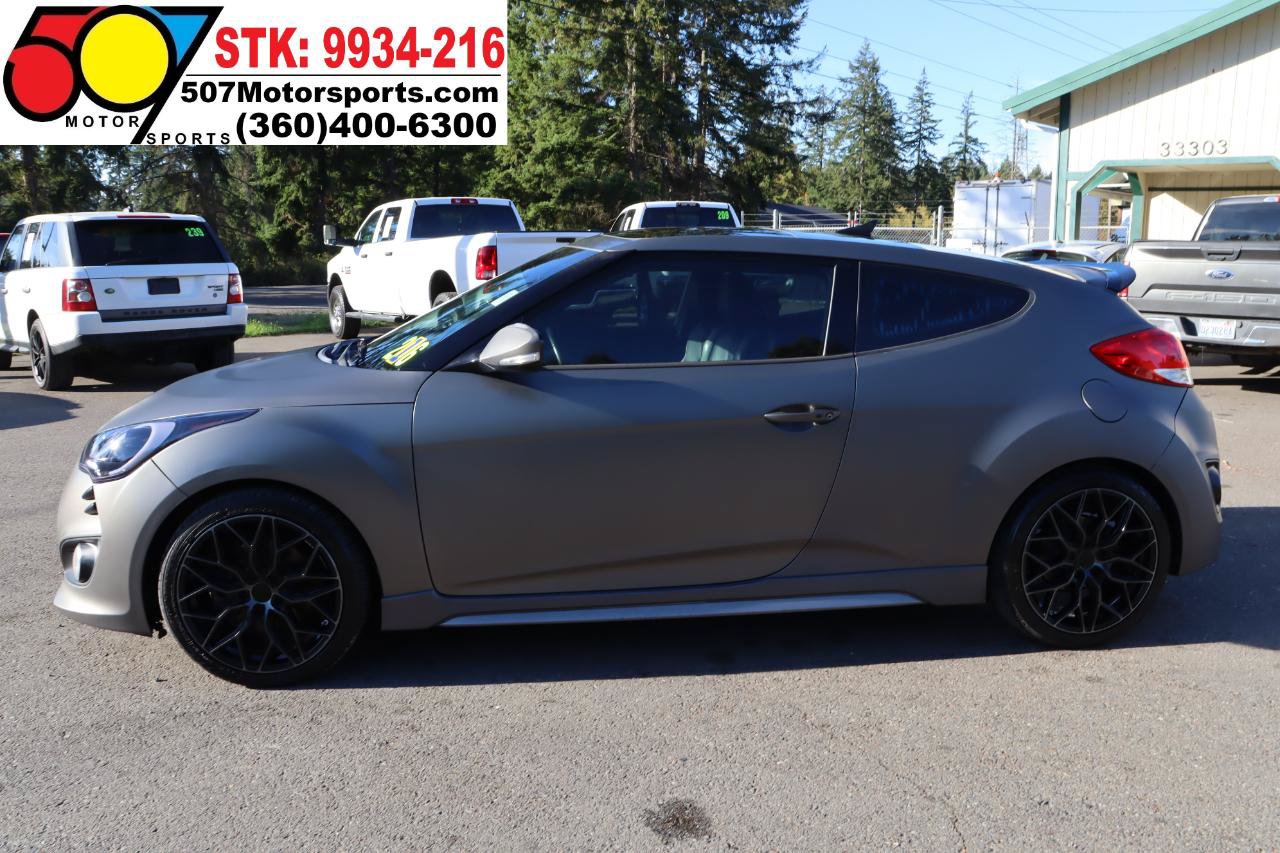 Used 2016 Hyundai Veloster Turbo w/ Option Group 04 FWD image 3