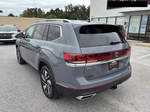 New 2026 Volkswagen Atlas SEL image 3