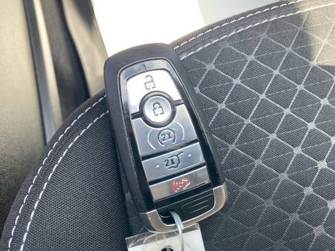 Used 2023 Ford Escape Active AWD/4WD image 26