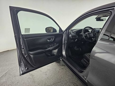 Used 2023 Honda HR-V EX-L image 19