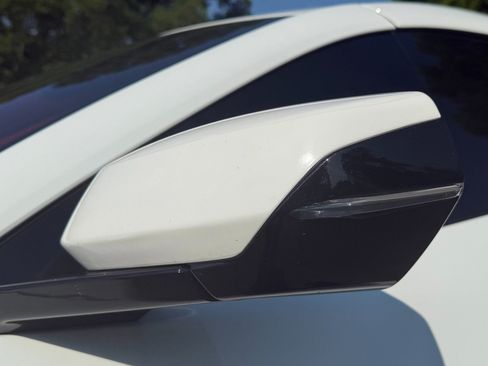 Used 2024 Chevrolet Corvette Stingray Premium Cpe w/ Z51 Performance Package RWD image 8