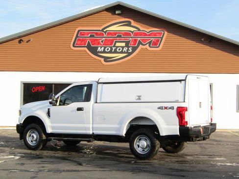 Used 2019 Ford F250 XL w/ Power Equipment Group image 6