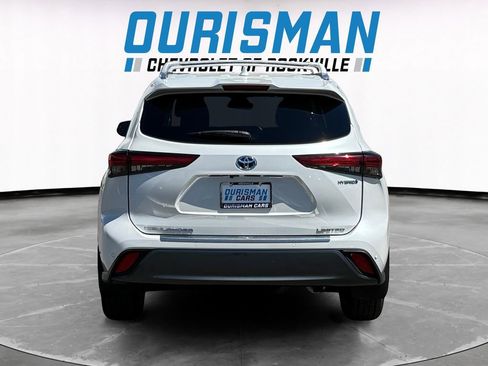 Used 2023 Toyota Highlander Limited image 5