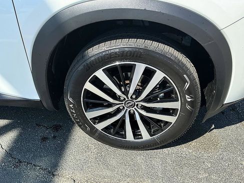 New 2026 Nissan Armada SL image 10