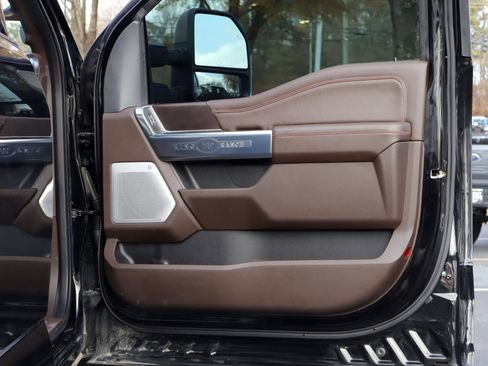 Used 2025 Ford F250 King Ranch image 25