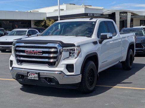 Used 2021 GMC Sierra 1500 SLE w/ X31 Off-Road Package AWD/4WD image 8