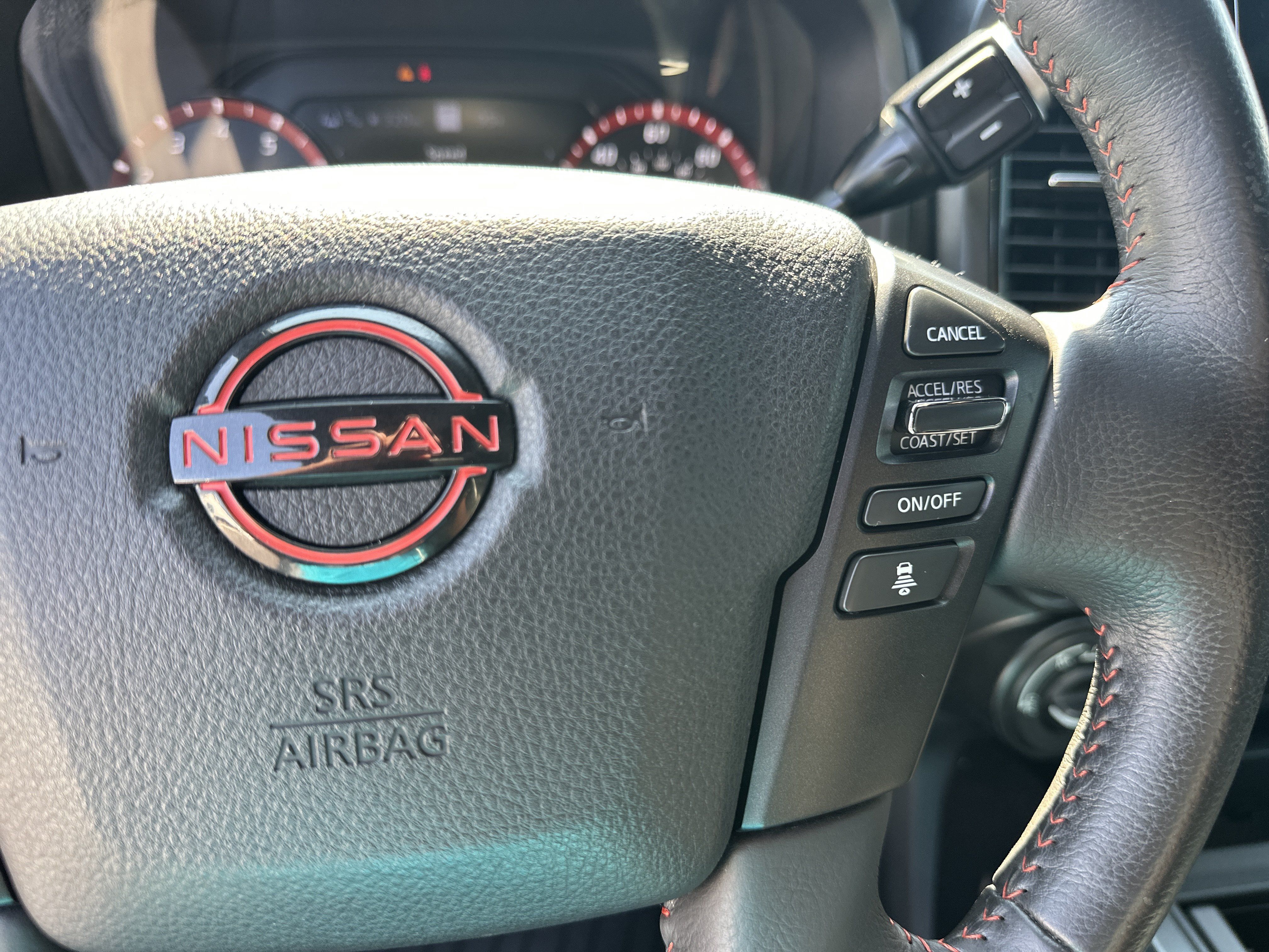 Used 2024 Nissan Titan PRO-4X w/ Pro-4x Convenience Package AWD/4WD image 26