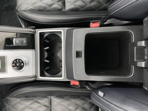 Used 2024 Mitsubishi Outlander SEL AWD/4WD image 28