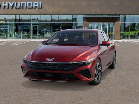 Used 2025 Hyundai Elantra Limited FWD image 6