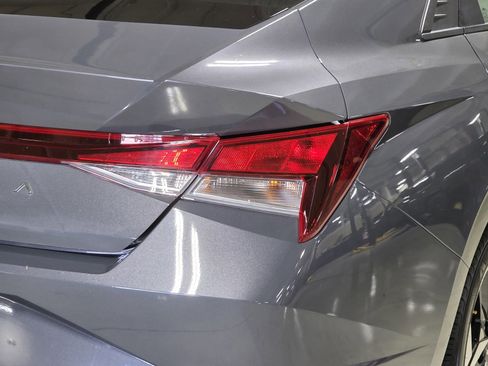 Certified 2023 Hyundai Elantra SEL w/ Convenience Package image 12