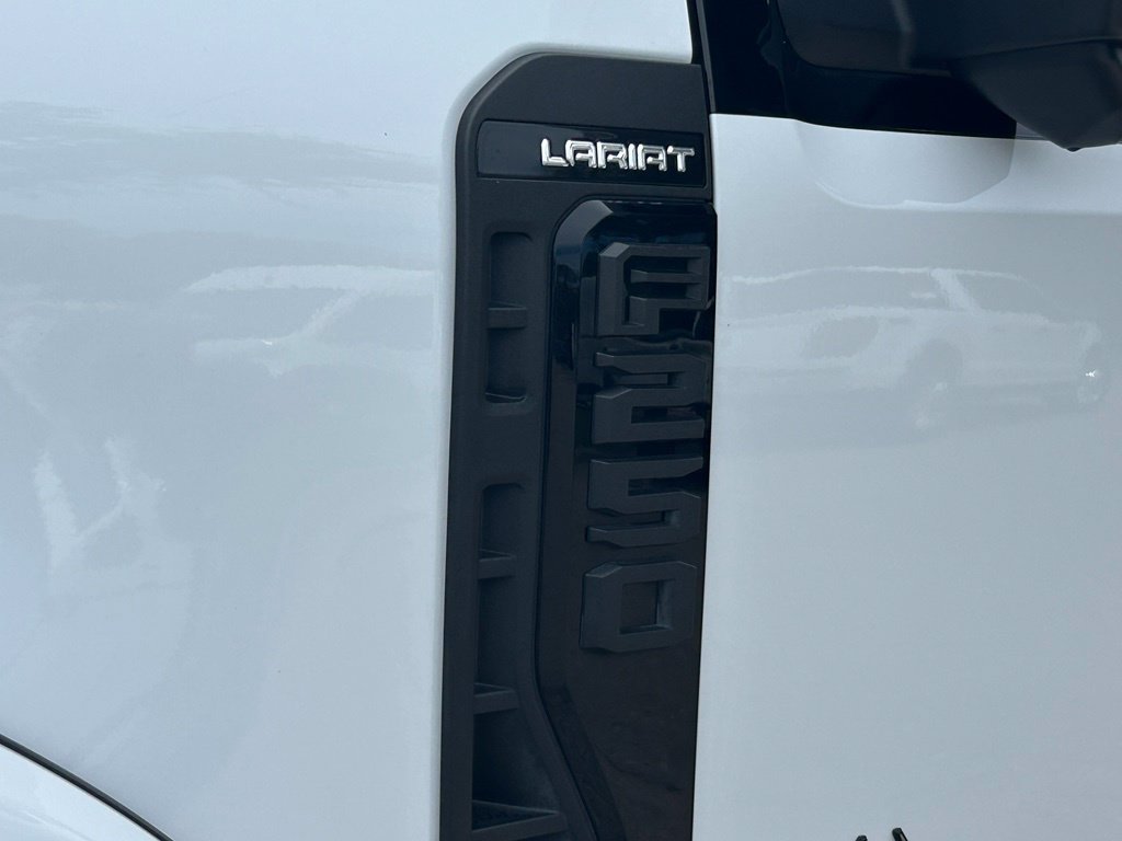 Used 2024 Ford F250 Lariat w/ Lariat Ultimate Package AWD/4WD image 21