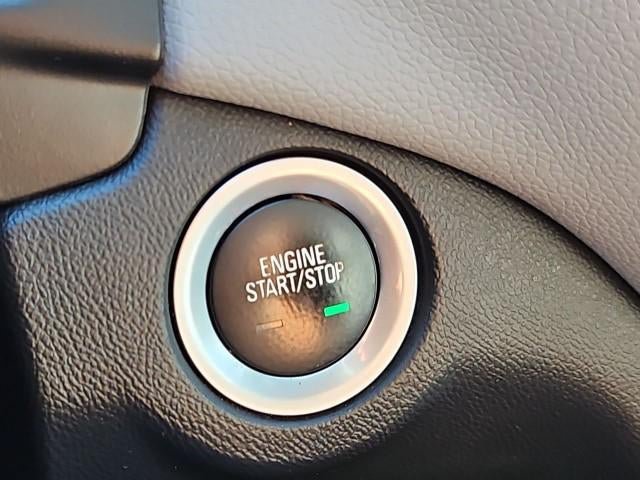 Used 2019 Chevrolet Equinox LS w/ LS Convenience Package FWD image 16