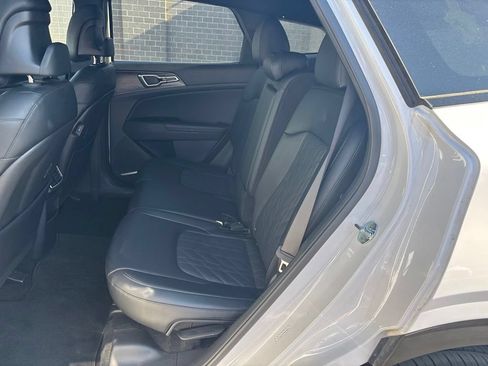 Certified 2023 Kia Sportage X-Line AWD/4WD image 8