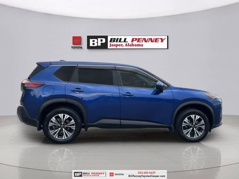 Used 2021 Nissan Rogue SV image 6