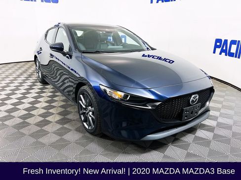Used 2020 MAZDA MAZDA3 AWD Hatchback w/ Preferred Pkg image 1