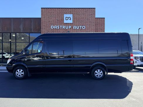 Used 2013 Mercedes-Benz Sprinter 2500 image 4