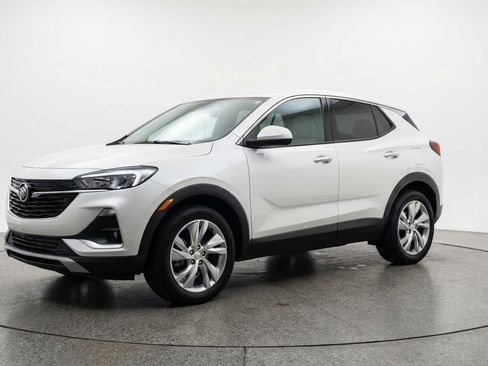 Used 2025 Buick Encore GX Preferred AWD/4WD image 3