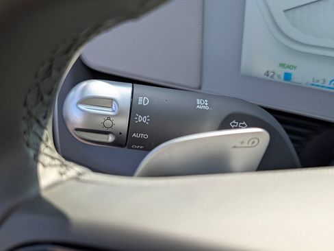 Certified 2024 Hyundai Ioniq 5 SEL RWD image 31