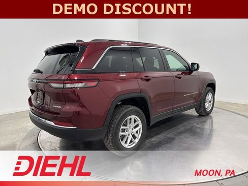 New 2025 Jeep Grand Cherokee Laredo X w/ Luxury Tech Group I image 7