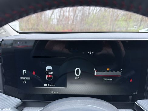 Used 2025 Nissan Kicks SR FWD image 26