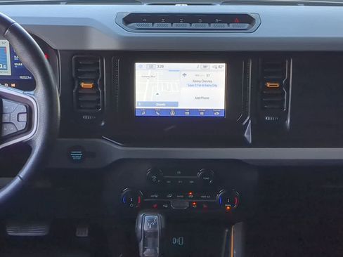 Used 2022 Ford Bronco Badlands w/ Sasquatch Package image 28