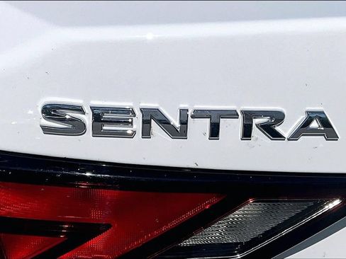 Used 2025 Nissan Sentra SV FWD image 42