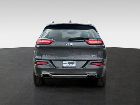 Used 2018 Jeep Cherokee Overland AWD/4WD image 6
