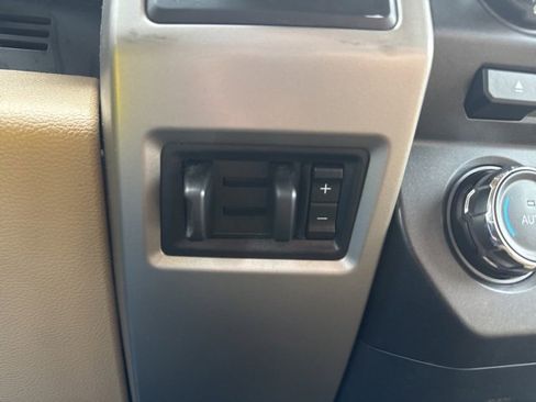 Used 2018 Ford F250 Lariat w/ Lariat Value Package image 20