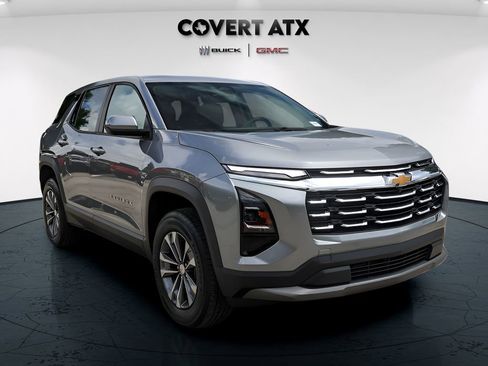Used 2026 Chevrolet Equinox LT FWD image 9