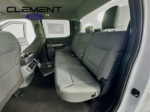 New 2025 Ford F150 Lightning XLT image 28