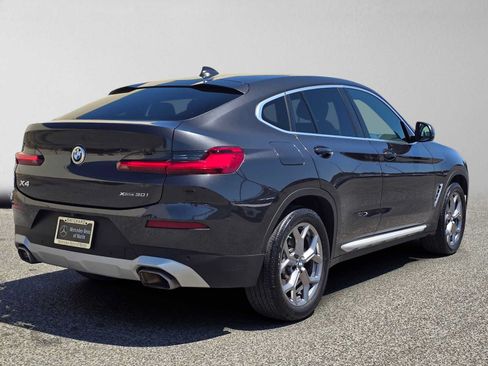 Used 2024 BMW X4 xDrive30i w/ Convenience Package AWD/4WD image 3