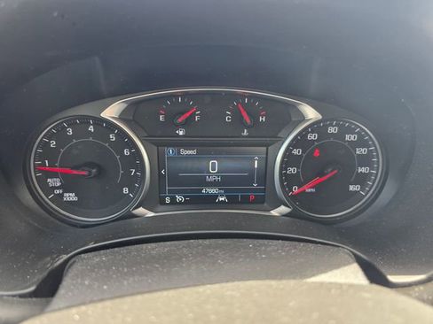 Used 2024 GMC Terrain SLE w/ Driver Convenience Package FWD image 7