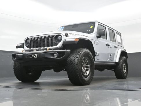 Used 2024 Jeep Wrangler Unlimited Rubicon 392 AWD/4WD image 27