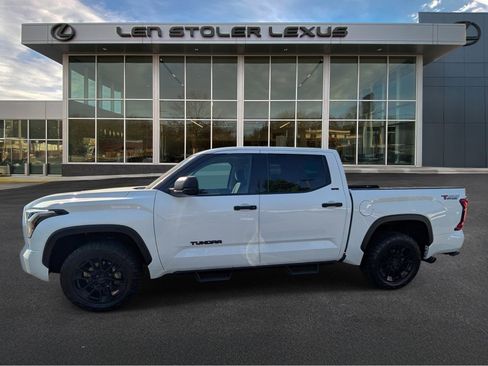 Used 2023 Toyota Tundra SR5 AWD/4WD image 6