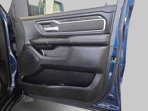 Used 2023 RAM 1500 Big Horn AWD/4WD image 11