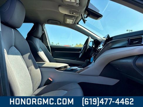 Used 2024 Toyota Camry LE image 18