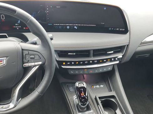 Certified 2026 Cadillac CT5 V w/ Technology Package AWD/4WD image 29