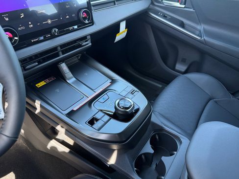 New 2026 Subaru Solterra Premium image 13