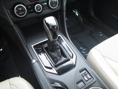 Used 2018 Subaru Impreza 2.0i Limited image 15