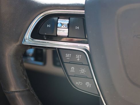 Used 2023 Lincoln Navigator Reserve image 26