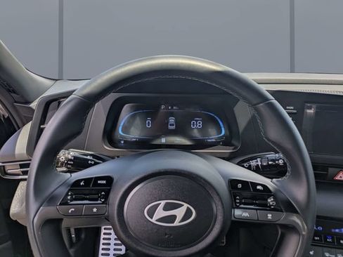 Used 2026 Hyundai Elantra SEL Sport Premium FWD image 28