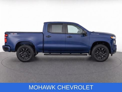 Used 2021 Chevrolet Silverado 1500 Custom AWD/4WD image 9