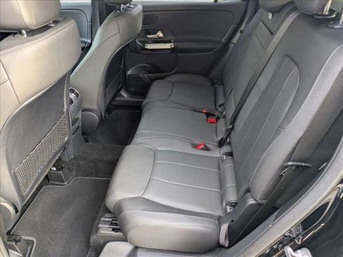 Certified 2025 Mercedes-Benz GLB 250 image 19