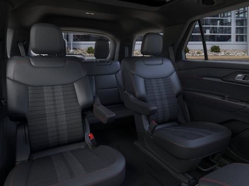Used 2026 Ford Explorer ST-Line w/ ST-Line Street Pack AWD/4WD image 11