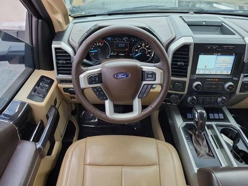 Used 2018 Ford F150 Lariat w/ Equipment Group 502A Luxury image 14
