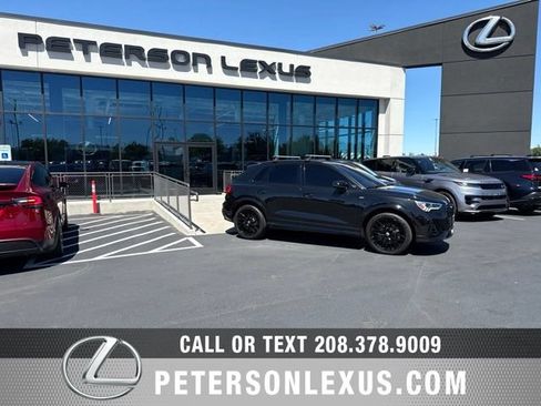 Used 2023 Audi Q3 2.0T Premium Plus w/ Premium Plus Package AWD/4WD image 1
